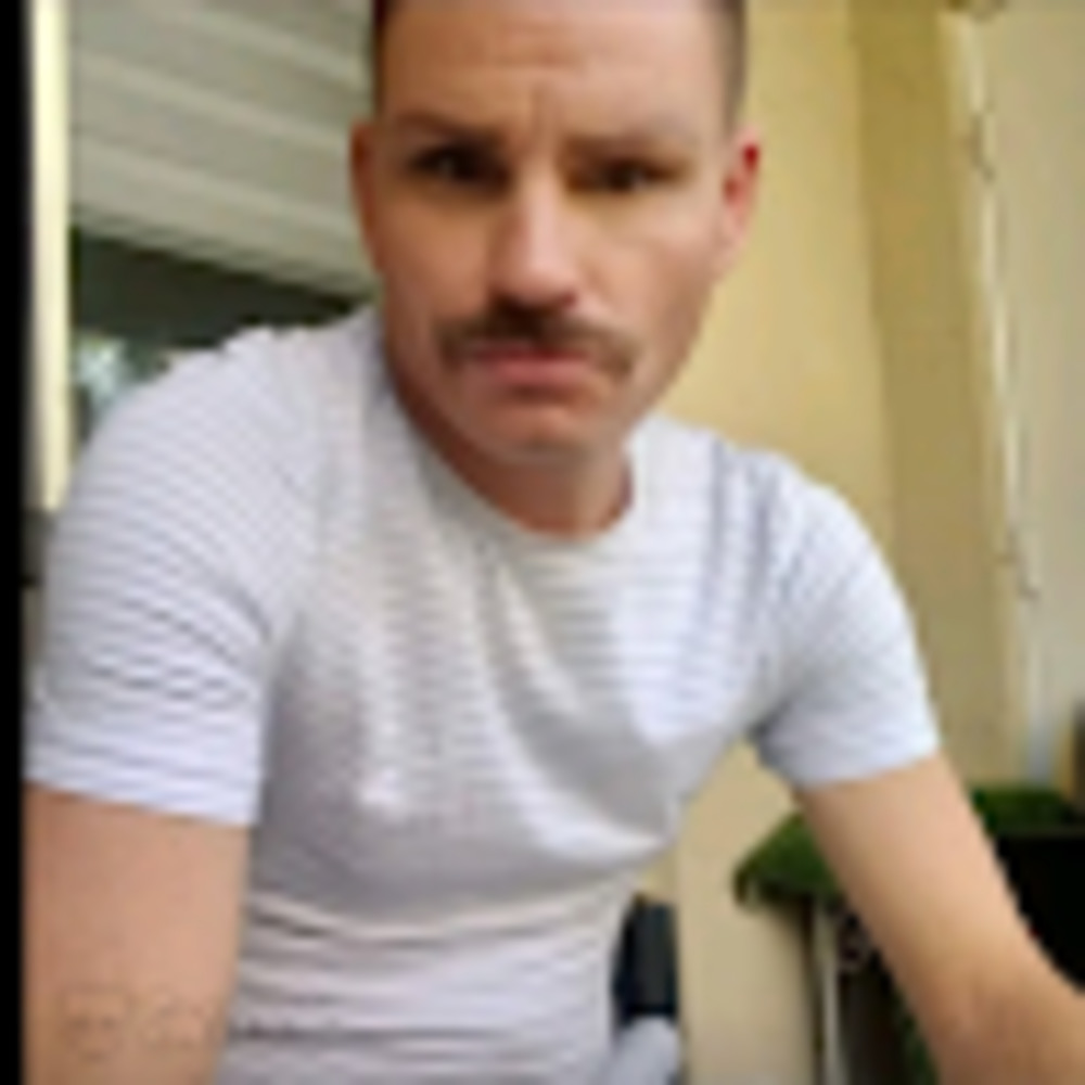 Meet your Posher, Christopher